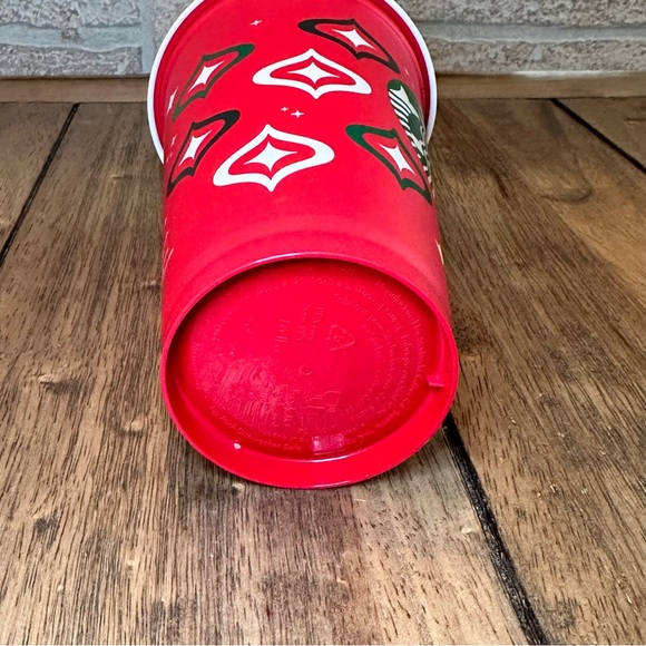 Starbucks 2023 Red Limited Edition Red White Green Ornament Reusable Hol… - Picture 7 of 8